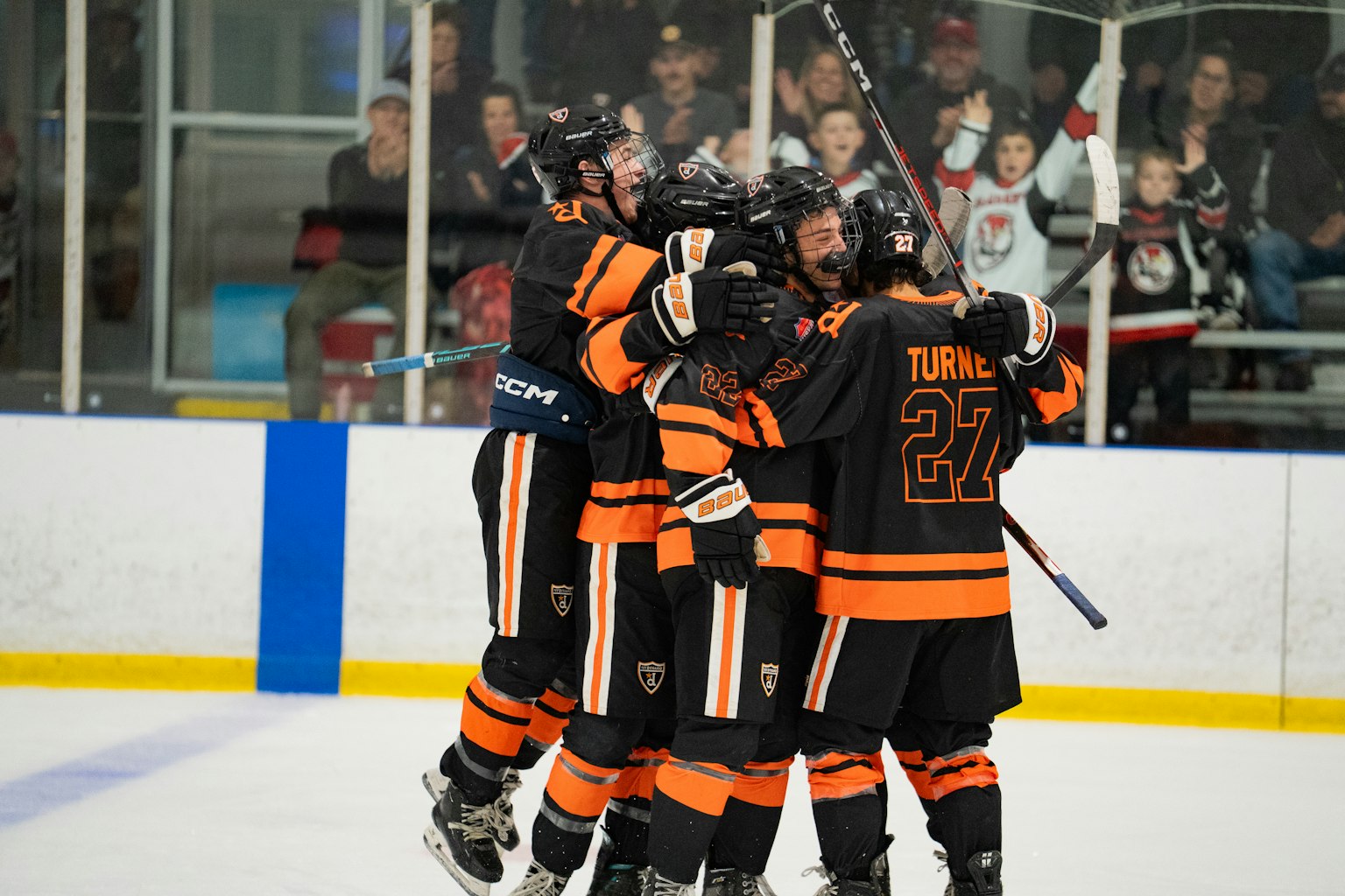 NY Dynamo Juniors Hockey — goal celebration